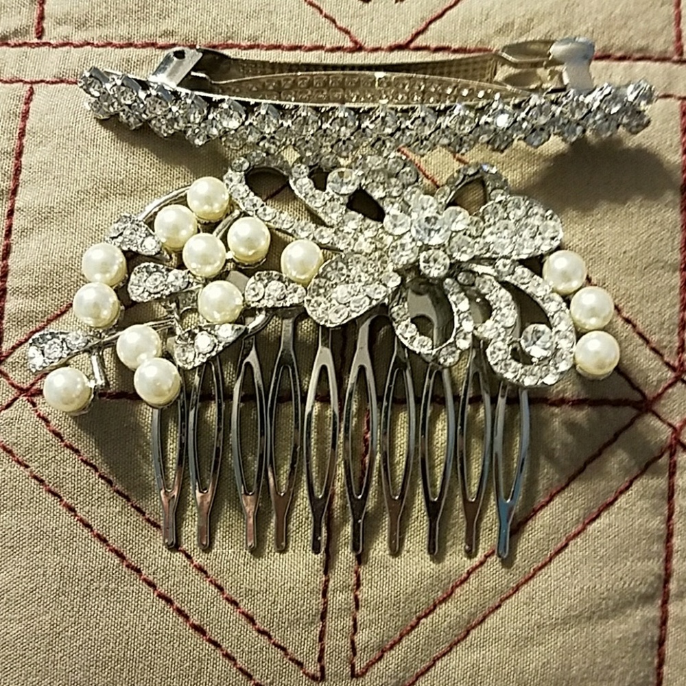 Hair clips